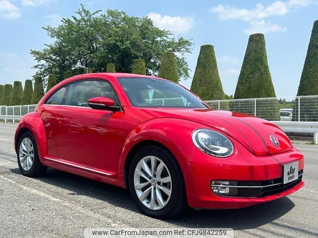 volkswagen the-beetle 2015 quick_quick_16CBZ_WVWZZZ16ZFM628038 image 2