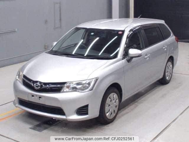 toyota corolla-fielder 2013 -TOYOTA--Corolla Fielder DBA-NZE161G--NZE161-7066932---TOYOTA--Corolla Fielder DBA-NZE161G--NZE161-7066932- image 1