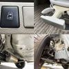 toyota noah 2009 504928-930301 image 5