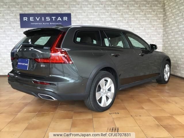 volvo v60 2022 quick_quick_5AA-ZB420TM_YV1ZZL1MCN1093290 image 2