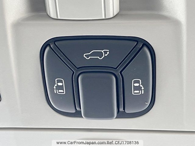 toyota vellfire 2013 CFJ1708136 image 2