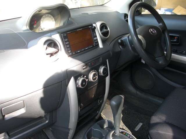 toyota ist 2002 17014AAA image 2