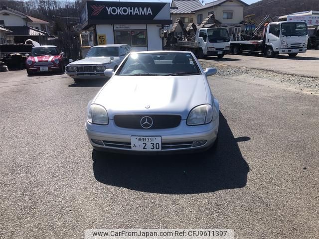 mercedes-benz slk-class 1998 GOO_JP_700120076730240322001 image 2