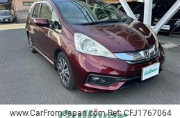 honda fit-shuttle 2013 CFJ1767064