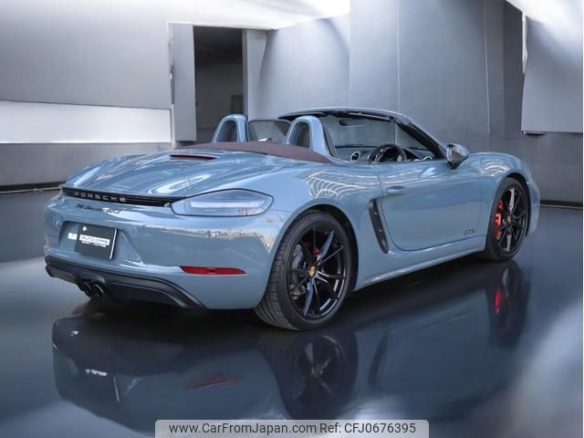 porsche 718-boxster 2018 quick_quick_982J2_WP0ZZZ98ZJS220901 image 2