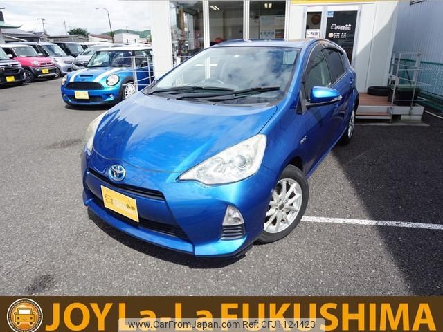 toyota aqua 2013 -TOYOTA--AQUA NHP10--2167699---TOYOTA--AQUA NHP10--2167699- image 1