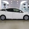 toyota prius 2017 -TOYOTA--Prius DAA-ZVW50--ZVW50-8068207---TOYOTA--Prius DAA-ZVW50--ZVW50-8068207- image 8