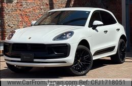 porsche macan 2024 CFJ1718051