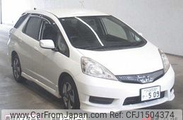 honda fit-shuttle 2012 CFJ1504374