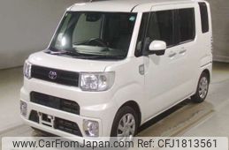 toyota pixis-mega 2019 CFJ1813561