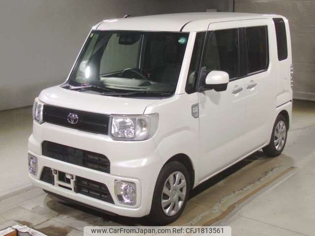 toyota pixis-mega 2019 CFJ1813561 image 1