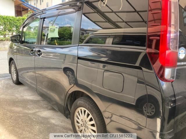toyota noah 2014 CFJ1585222 image 2