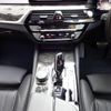bmw 5-series 2022 -BMW--BMW 5 Series 3DA-JF20--WBA52BL010WX85291---BMW--BMW 5 Series 3DA-JF20--WBA52BL010WX85291- image 21