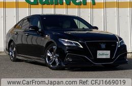 toyota crown 2018 CFJ1669019