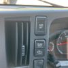 isuzu elf-truck 2010 GOO_NET_EXCHANGE_0500332A30250617W001 image 18