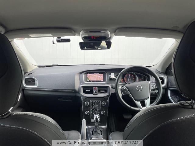 volvo v40 2018 quick_quick_MD4204T_YV1MVA8RDK2565569 image 2