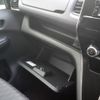 nissan serena 2021 CFJ1891567 image 4