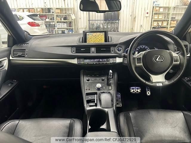 lexus ct 2011 quick_quick_DAA-ZWA10_ZWA10-2036211 image 2