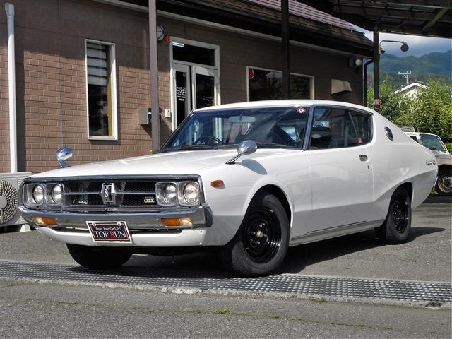car_e995641e-a20f-4836-8577-
