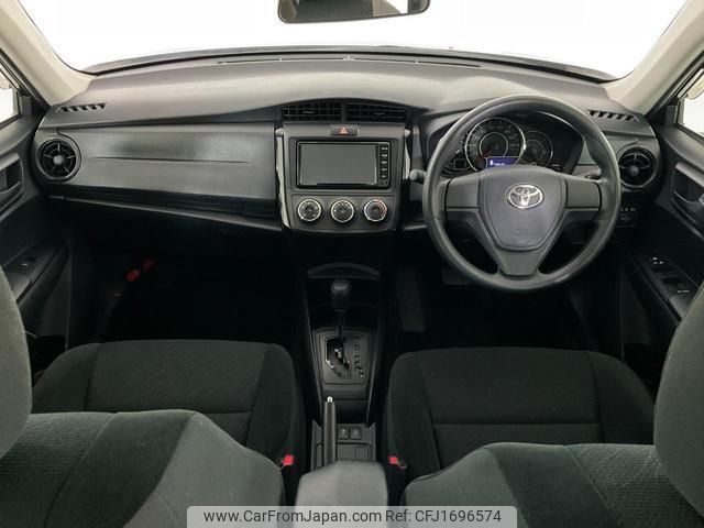 toyota corolla-axio 2017 CFJ1696574 image 2
