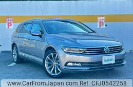 volkswagen passat-variant 2017 -VOLKSWAGEN--VW Passat Variant DBA-3CCZE--WVWZZZ3CZHE097740---VOLKSWAGEN--VW Passat Variant DBA-3CCZE--WVWZZZ3CZHE097740-