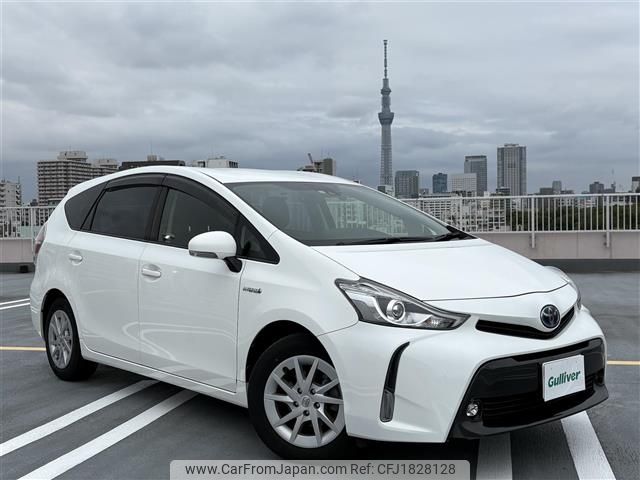 toyota prius-α 2017 CFJ1828128 image 1