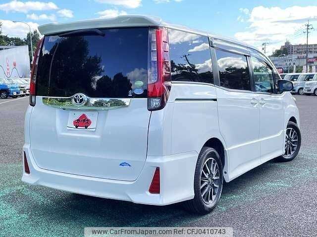 toyota noah 2014 504928-925402 image 2