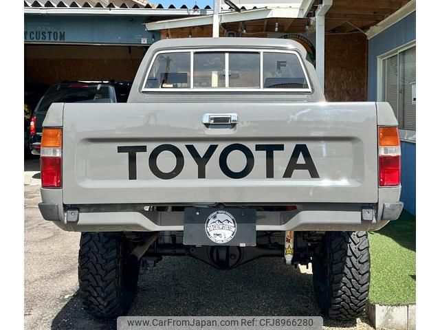 toyota hilux-pick-up 1996 GOO_NET_EXCHANGE_0204044A30230911W001 image 2