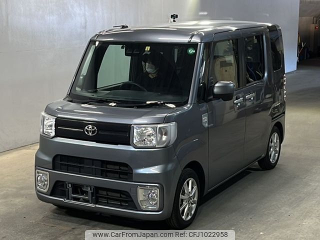 toyota pixis-mega 2021 -TOYOTA--Pixis Mega LA700A-0031993---TOYOTA--Pixis Mega LA700A-0031993- image 1