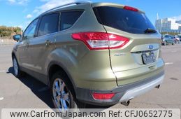 ford kuga 2013 NIKYO_DH55016