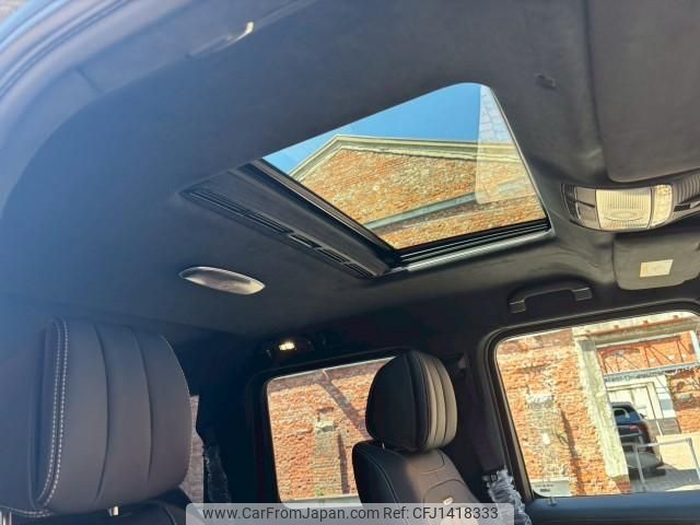 mercedes-benz g-class 2025 quick_quick_4AA-465250C_W1N4652502X023763 image 2