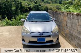 toyota aqua 2013 -TOYOTA--AQUA DAA-NHP10--NHP10-6222302---TOYOTA--AQUA DAA-NHP10--NHP10-6222302-