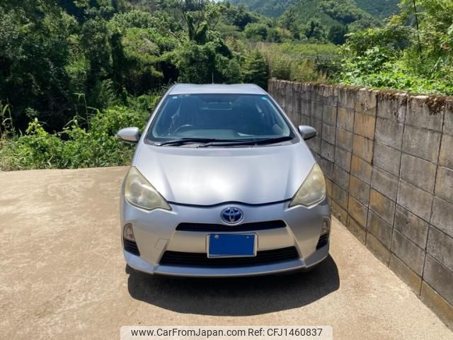 toyota aqua 2013 -TOYOTA--AQUA DAA-NHP10--NHP10-6222302---TOYOTA--AQUA DAA-NHP10--NHP10-6222302- image 1