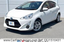 toyota aqua 2016 CFJ1510431