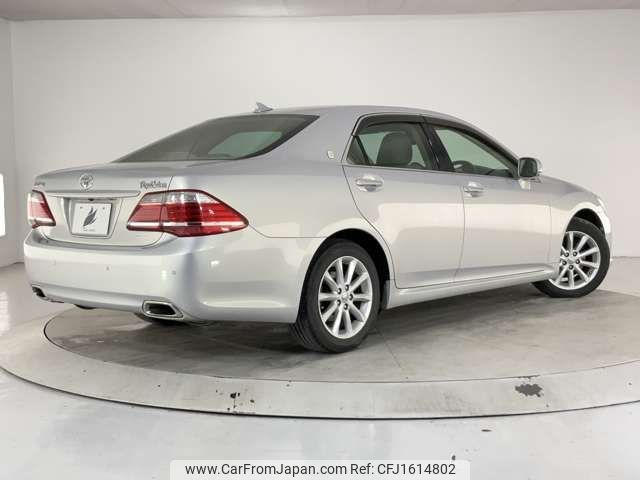 toyota crown 2010 CFJ1614802 image 2