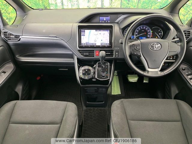 toyota esquire 2016 CFJ1906186 image 2