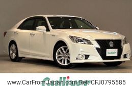 toyota crown 2013 -TOYOTA--Crown DAA-AWS210--AWS210-6040505---TOYOTA--Crown DAA-AWS210--AWS210-6040505-