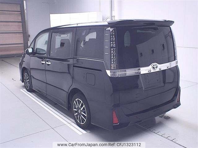 toyota voxy 2016 -TOYOTA--Voxy ZRR80W--0255592---TOYOTA--Voxy ZRR80W--0255592- image 2