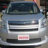 toyota noah 2010 GOO_JP_700055065930201110001 image 2