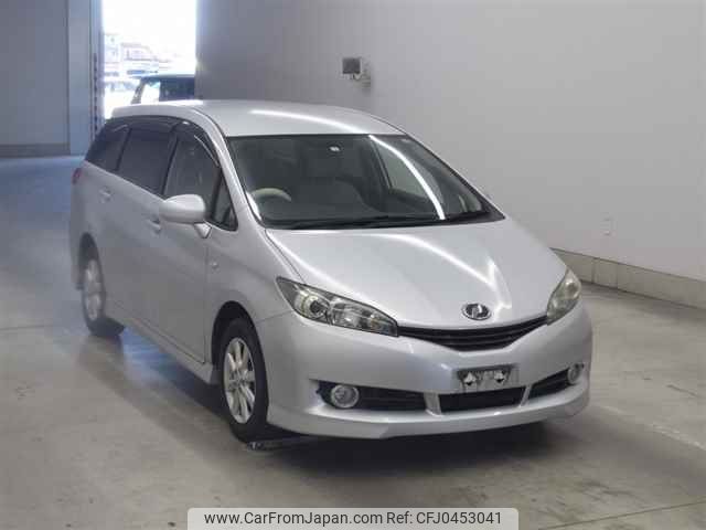 toyota wish undefined CFJ0453041 image 1