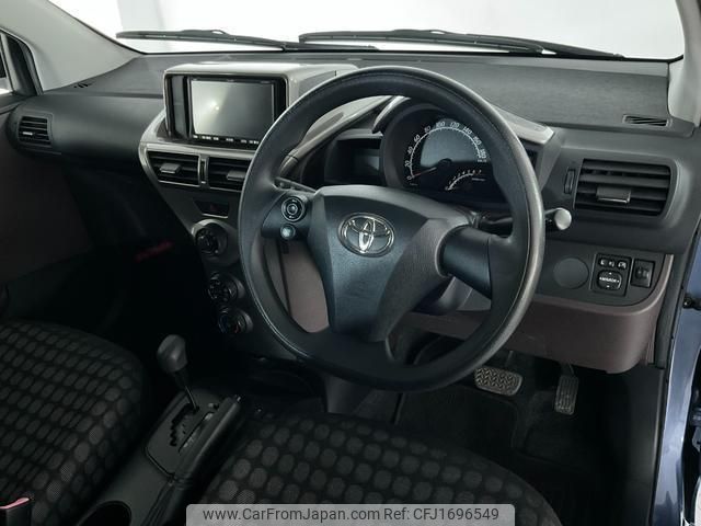 toyota iq 2010 CFJ1696549 image 2
