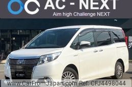 toyota esquire 2015 CFJ4498044