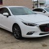 mazda axela 2017 CFJ1836793 image 2