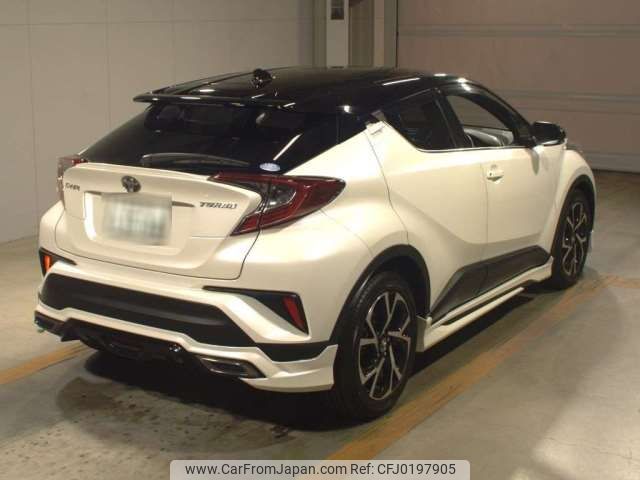 toyota c-hr 2018 -TOYOTA--C-HR DBA-NGX10--NGX10-2003556---TOYOTA--C-HR DBA-NGX10--NGX10-2003556- image 2