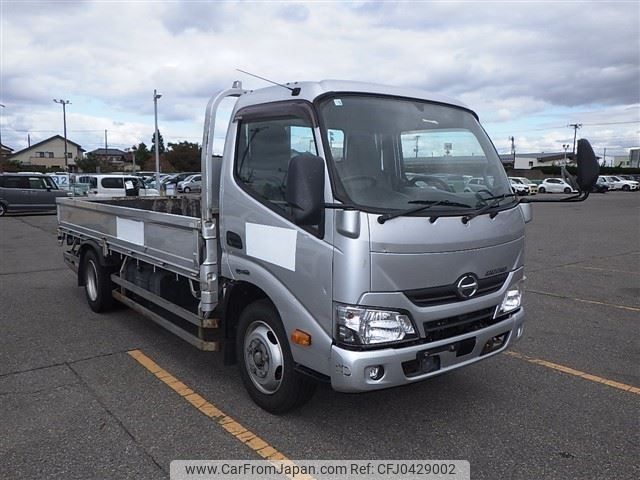 hino dutro 2019 -HINO--Hino Dutoro XZU655M-0011223---HINO--Hino Dutoro XZU655M-0011223- image 1