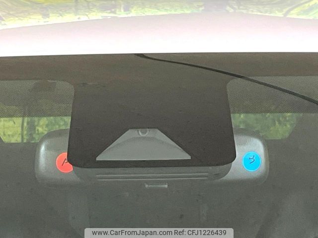 toyota aqua 2022 -TOYOTA--AQUA 6AA-MXPK11--MXPK11-2070829---TOYOTA--AQUA 6AA-MXPK11--MXPK11-2070829- image 2