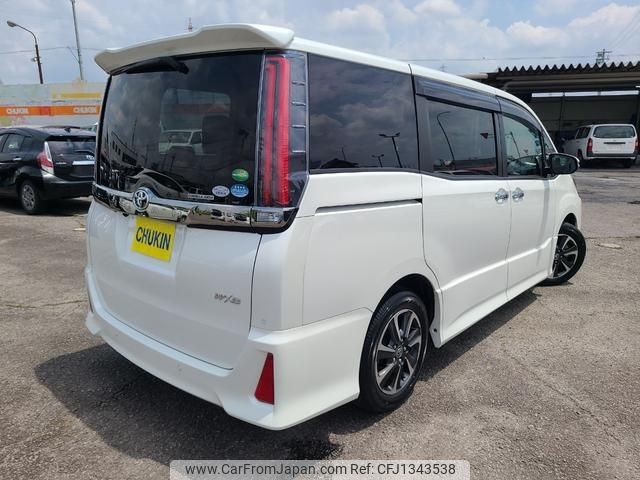 toyota noah 2019 -TOYOTA--Noah ZRR80W--0518253---TOYOTA--Noah ZRR80W--0518253- image 2