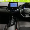 toyota c-hr 2017 quick_quick_DAA-ZYX10_ZYX10-2059402 image 4