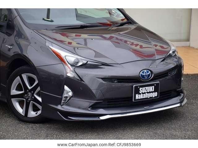 toyota prius 2017 quick_quick_DAA-ZVW55_ZVW55-8053231 image 2