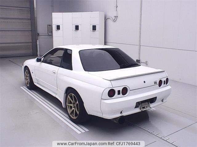 nissan skyline-coupe 1994 CFJ1769443 image 2